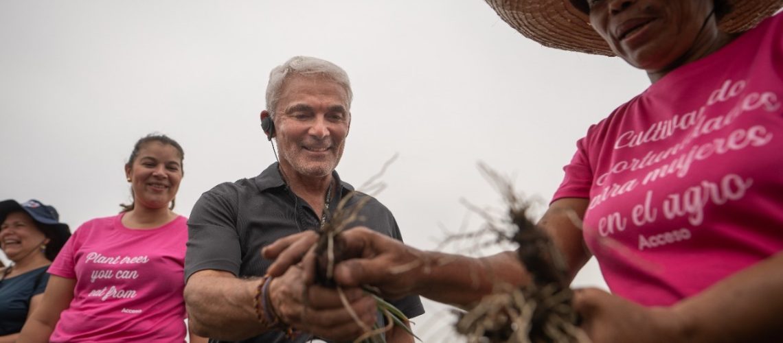 Frank Giustra Canadá2