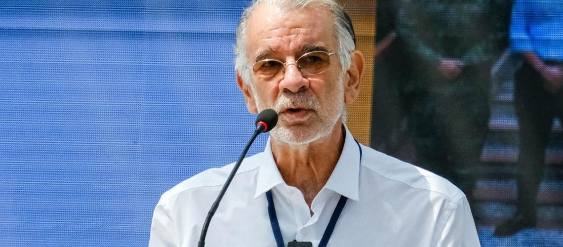 Gobernador Verano referencia