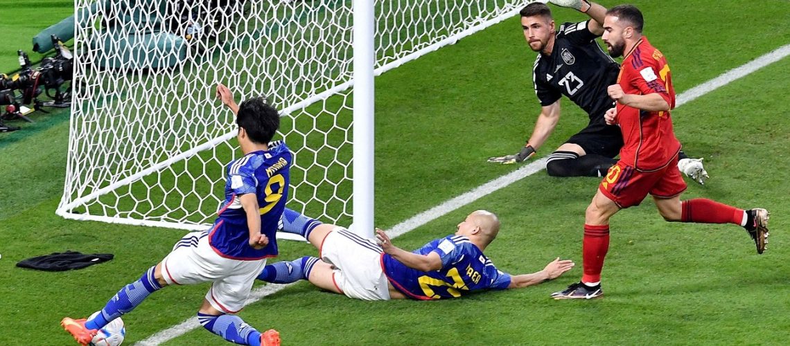 Gol polémico de Japón