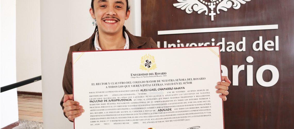 Graduado como abogade