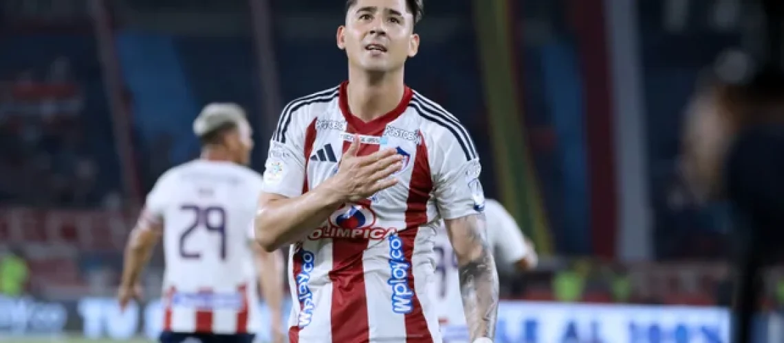 Guillermo-Paiva-celebra-gol-en-Junior-VizzorImage