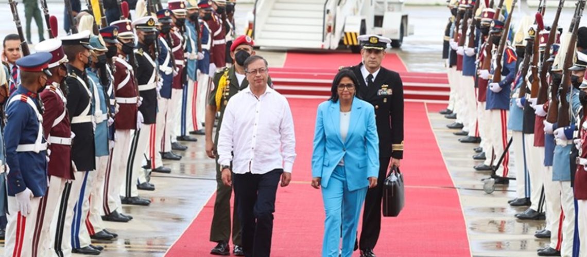 Gustavo Petro y Delcy Rodríguez, zona binacional