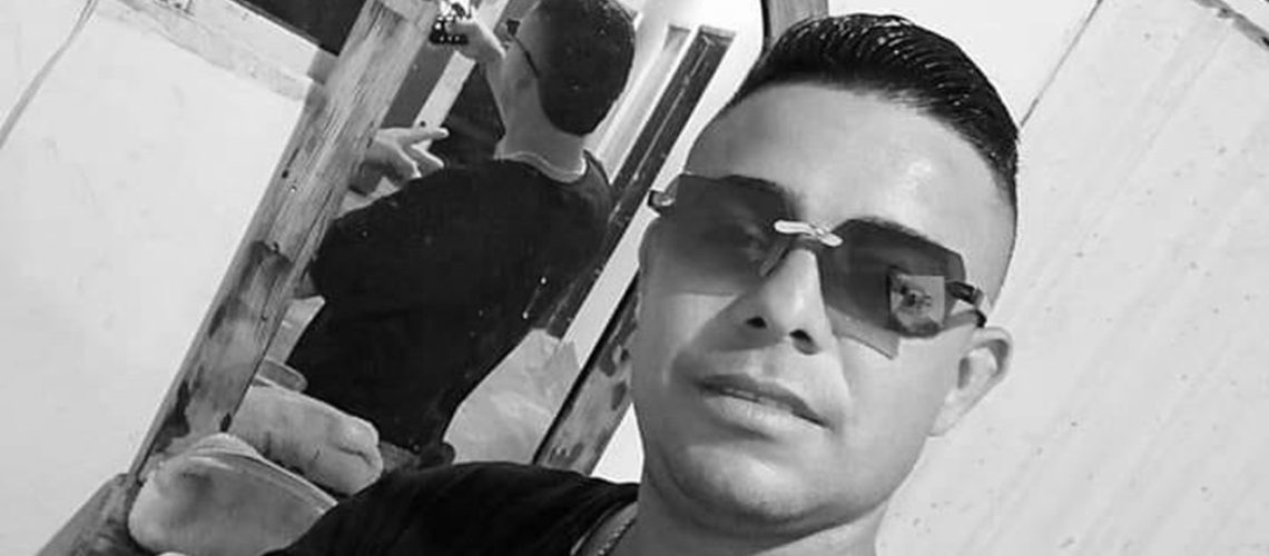 Hombre asesinado en Villa Sol Soledad (2)
