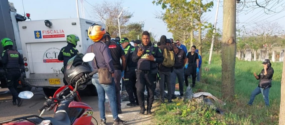 Hombre hallado sin vida en la vía a Juan Mina