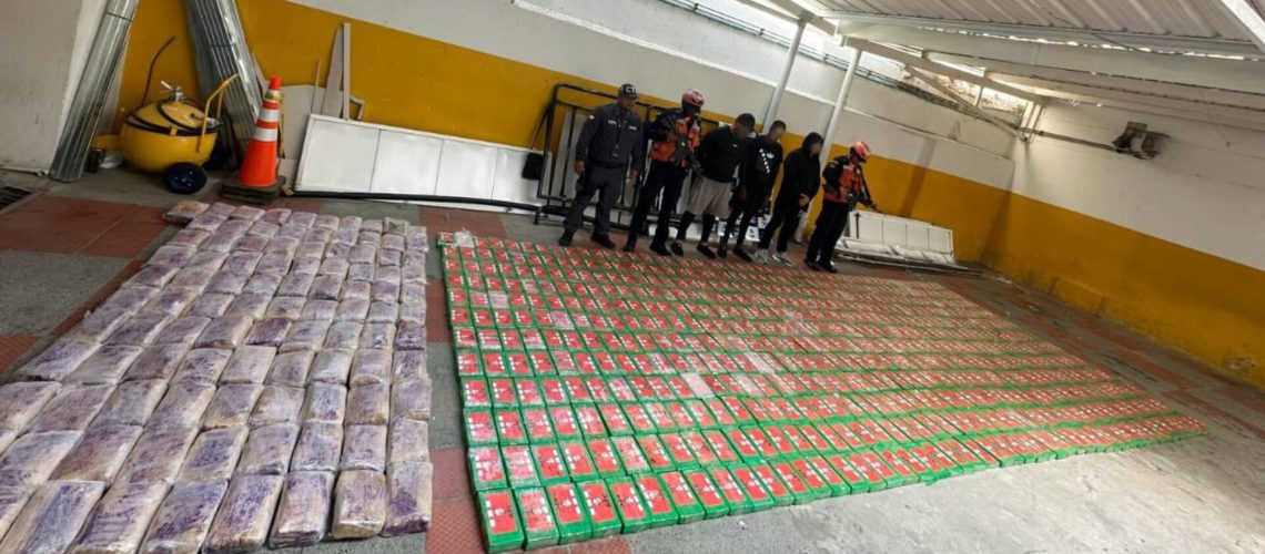 Cocaína incautada en mar de La Guajira