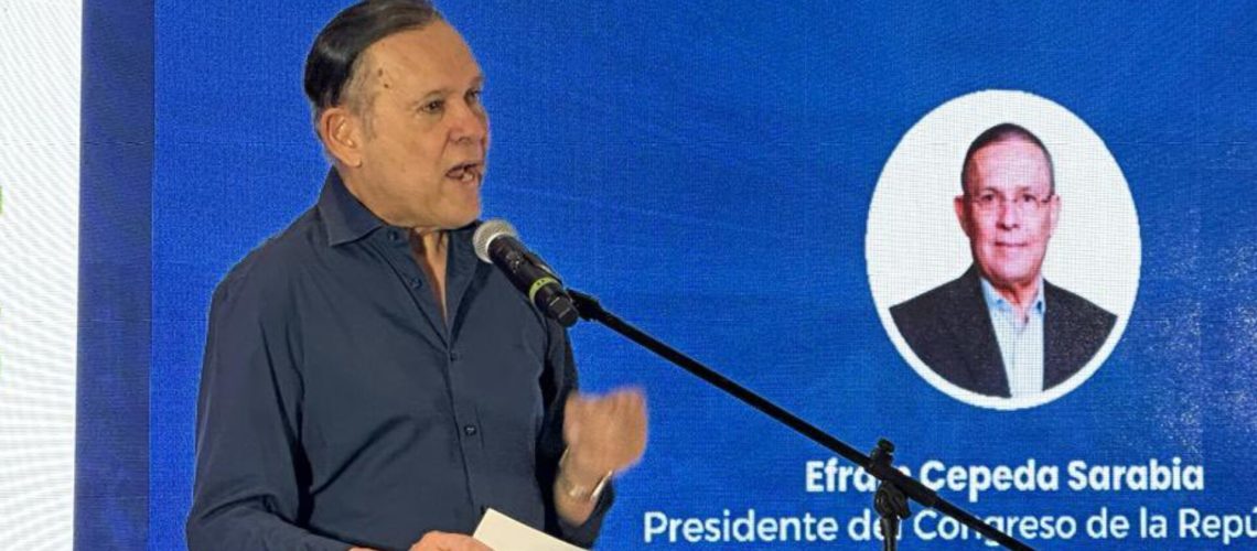 Senador Efraín Cepeda