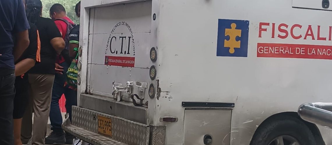 Paletería carro CTI de la Fiscalía