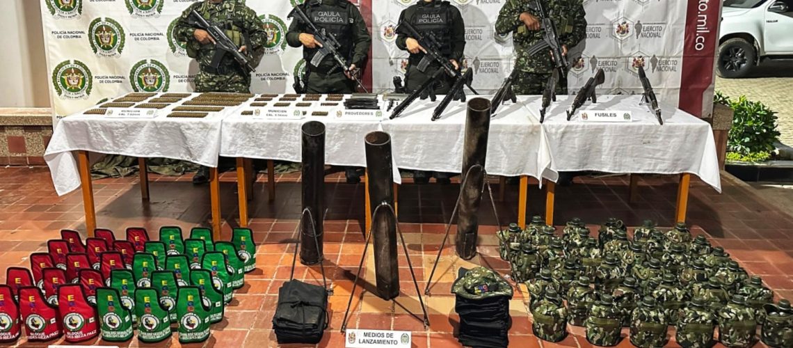 Incautan arsenal Clan del Golfo (6)