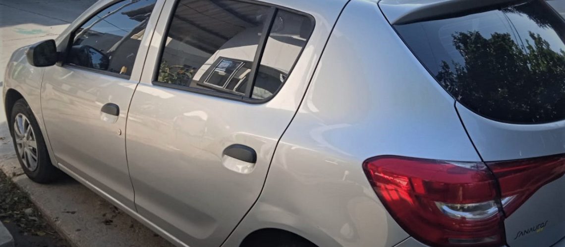 Intentan robar vehículo en El Carmen