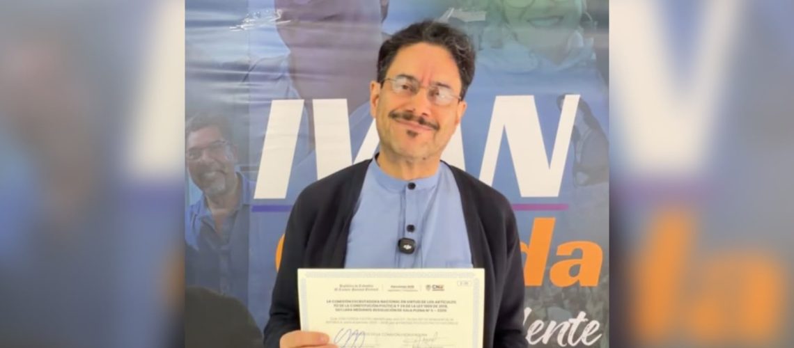 Iván Cepeda credencial