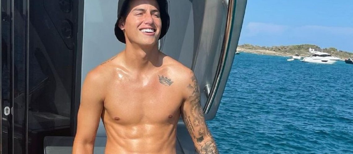 James Rodríguez de relax