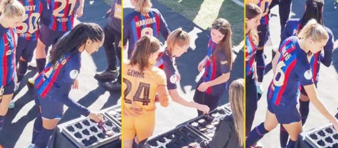 Jugadoras recogen medallas