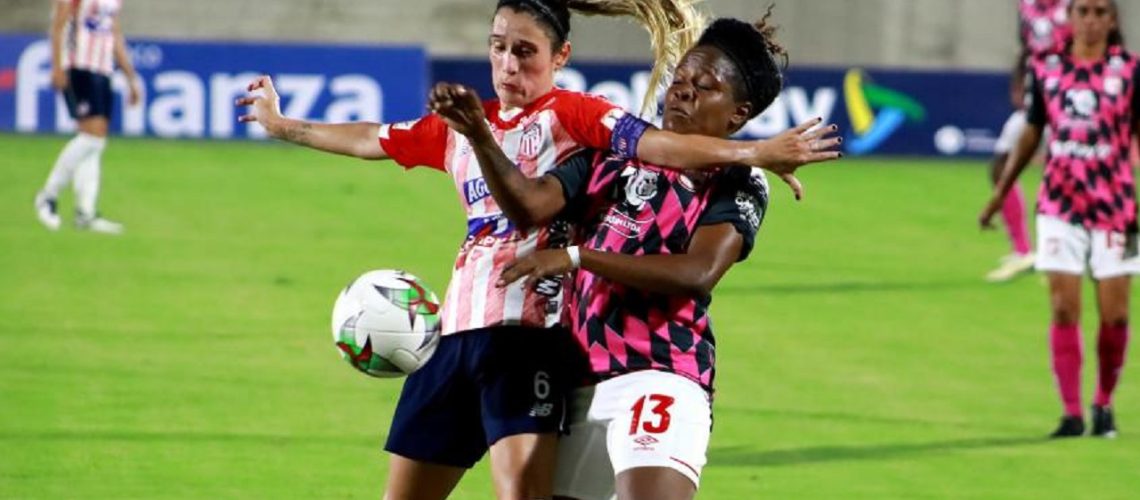 Junior Femenino 7477474