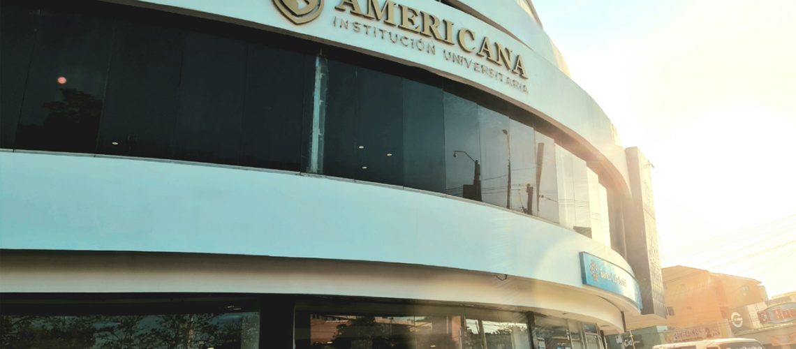 La Americana sede Cosmos