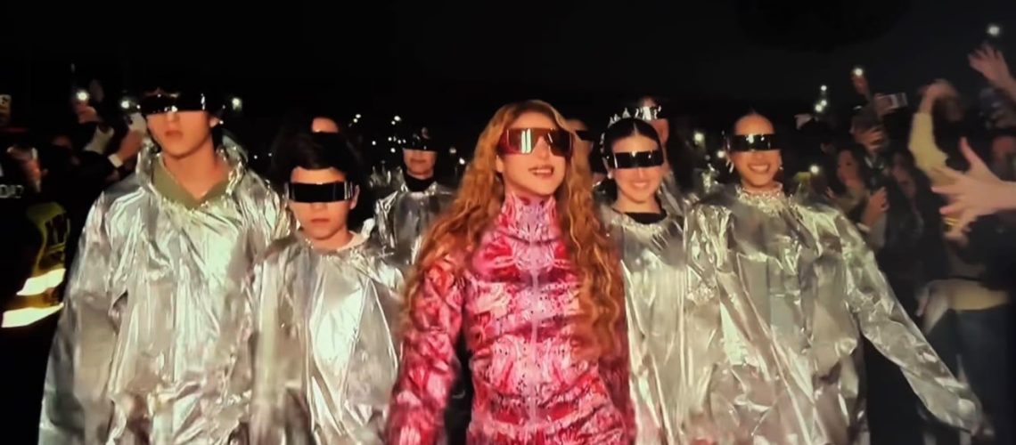 Los reyes del Carnaval 2027 caminaron junto a Shakira en su octavo concierto en Madrid