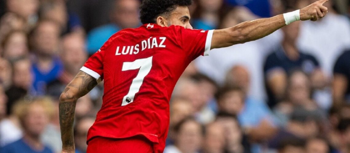 Lucho entre los 100 primeros