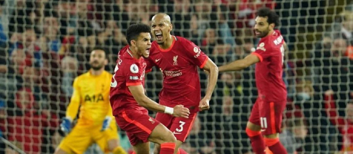 Luis Díaz celebra su gol contra tontehamm
