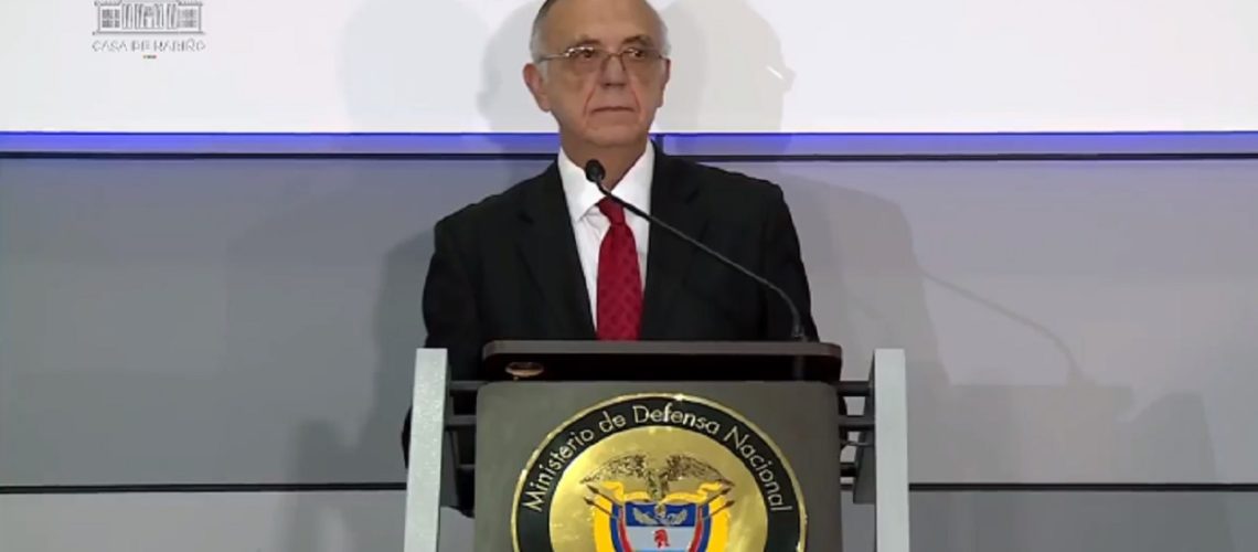 MINISTRO DE DEFENSA
