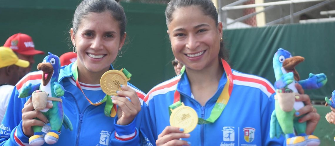 María Fernanda Herazo y María Paulina Pérez. 