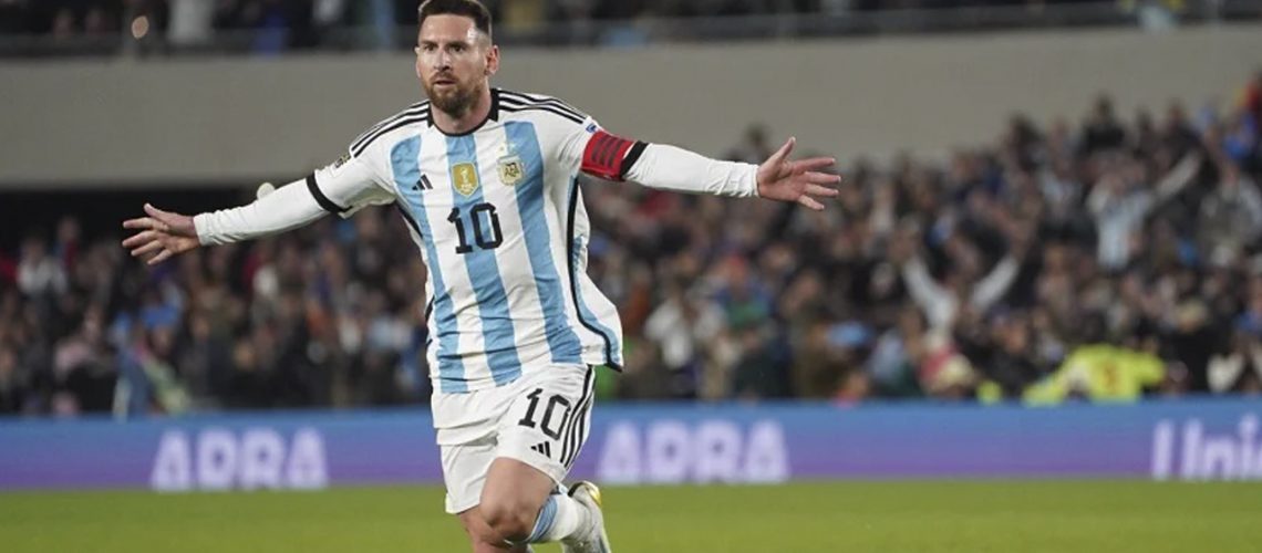 Messi10A