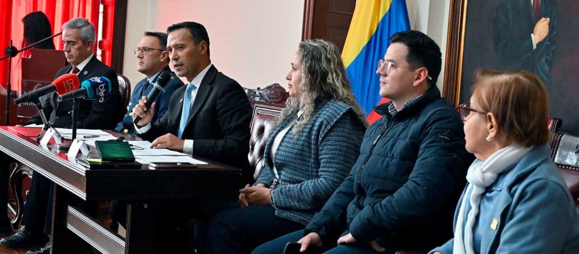 Gobierno radica cuatro proyectos para fortalecer la seguridad y la Fuerza Pública