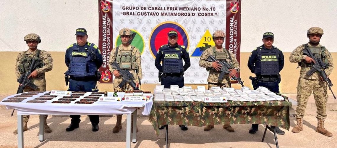 Municiones y elementos de guerra incautados al ELN en Maicao