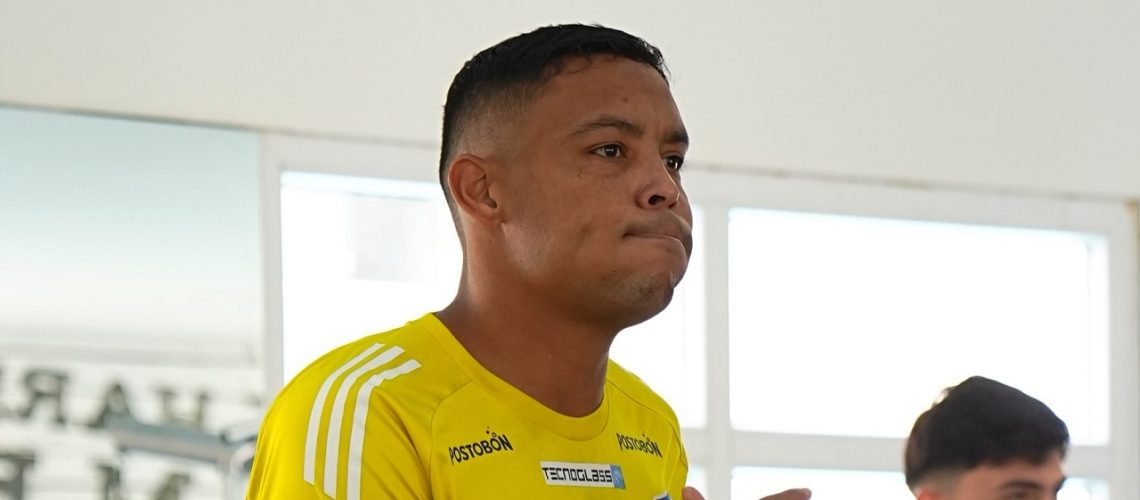 Muriel entrena