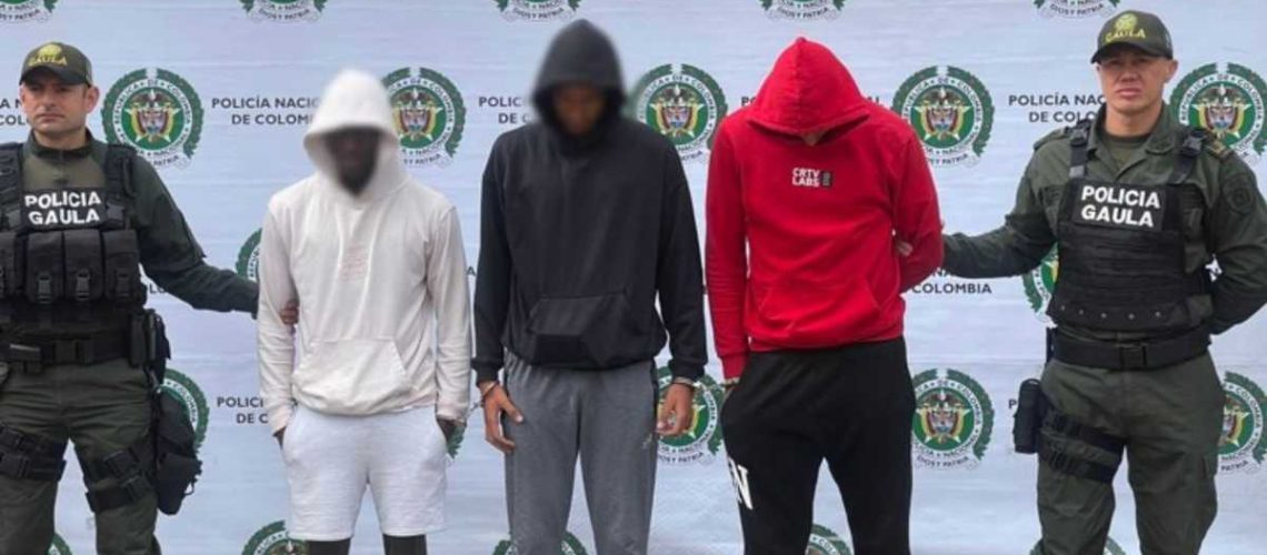 Once Caldas juveniles extorsión