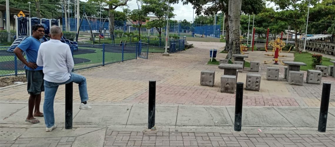 Parque sin luz en El Bosque (1)