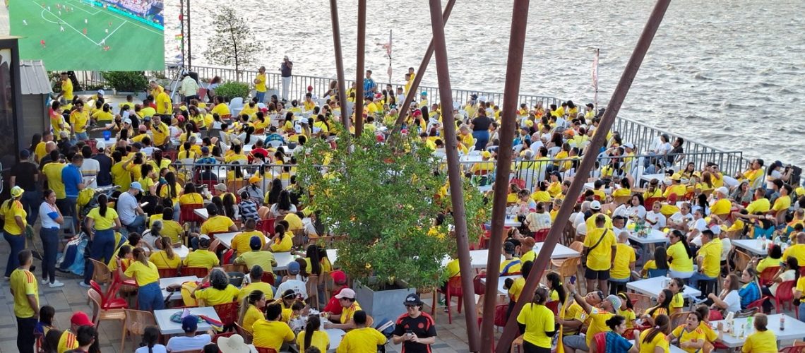 Partido Colombia en el Gran Malecón