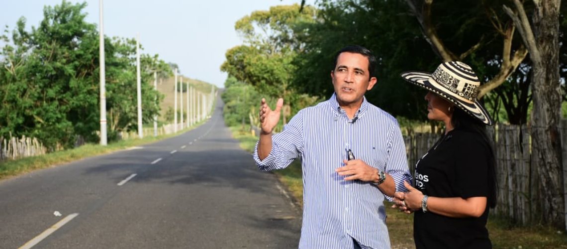 Pedro Lemus Gobernación del Atlántico instalación luces led en vías rurales
