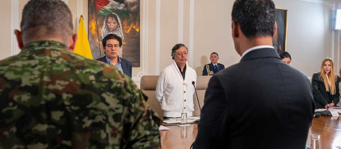 Petro viviendas soldados