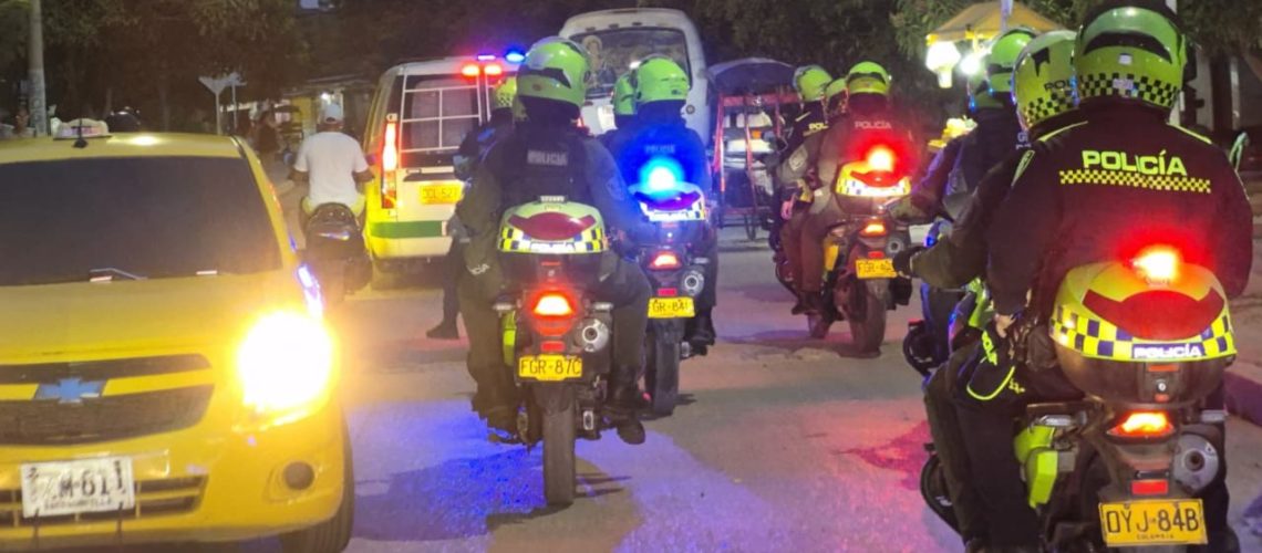 Policía Barranquilla durante Amor y Amistad