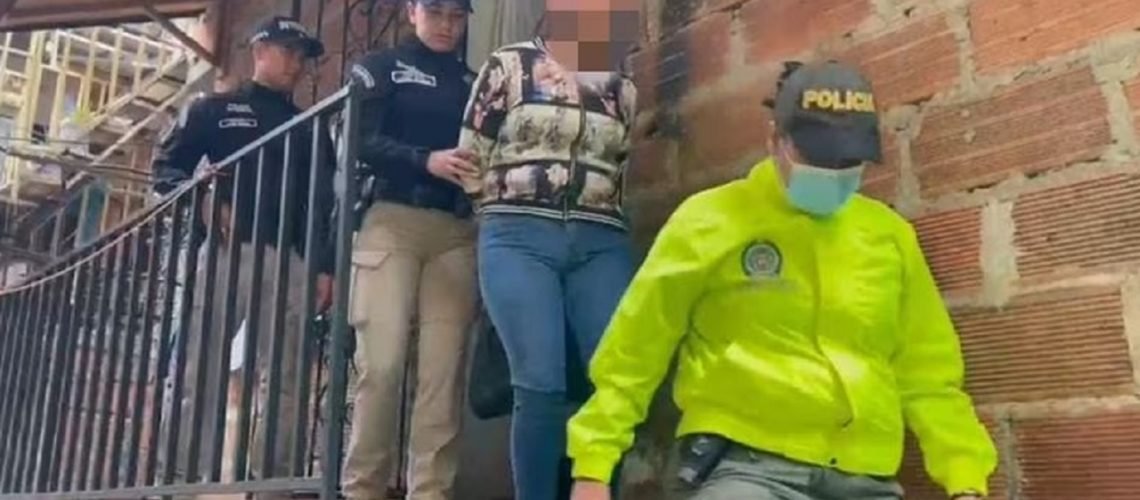 Policía captura madre abuso menores Medellín