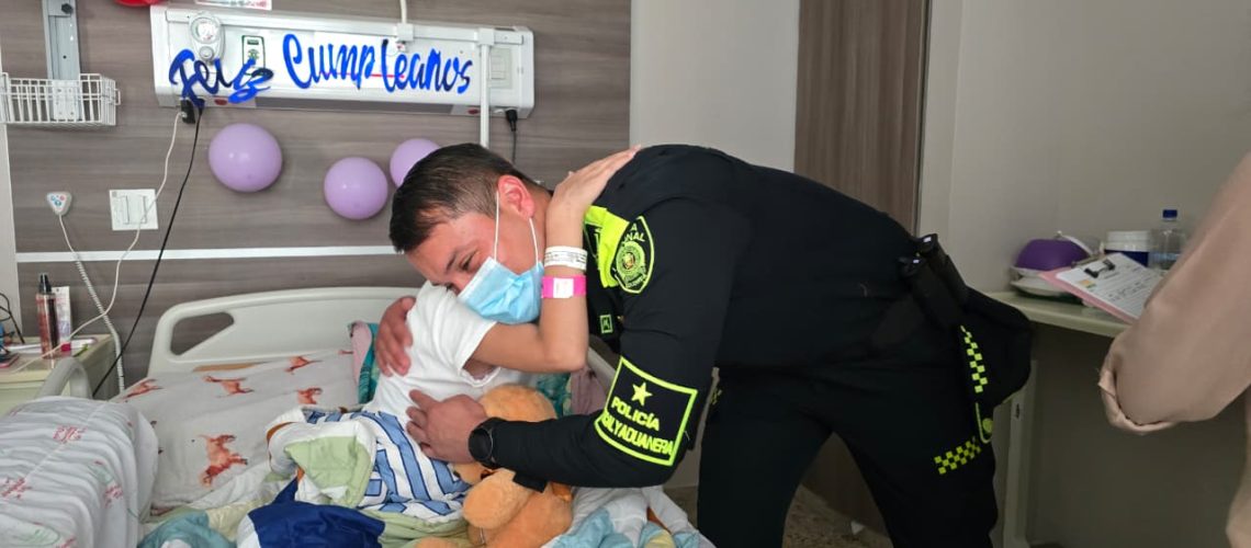 Policía esperanza niños Barranquilla (2)
