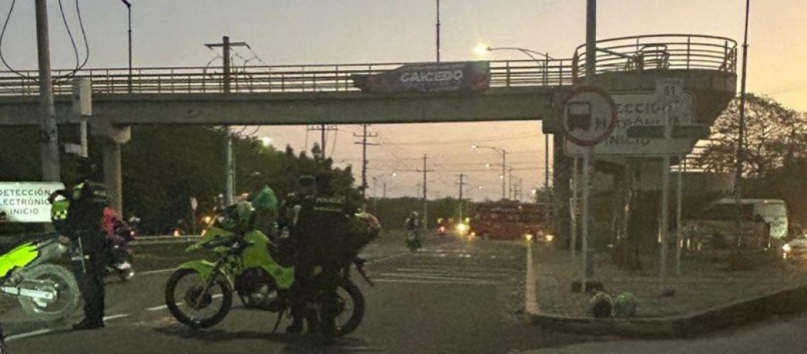 Puente Villa Olímpica aparición artefactos explosivos