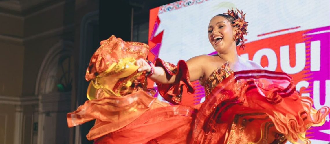 Reina Carnaval de la 44 (1)