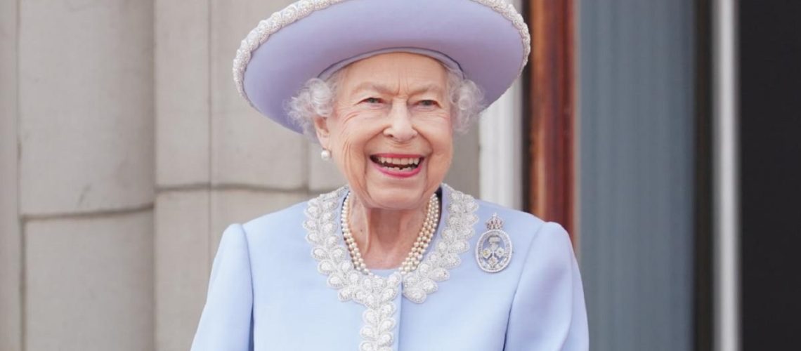 Reina Isabel II