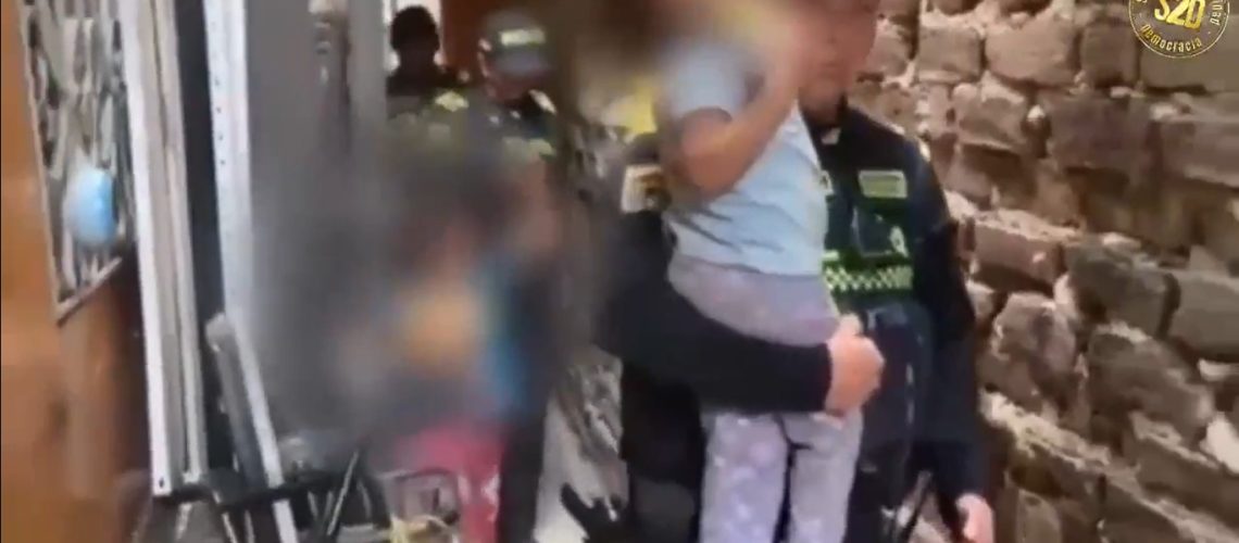 Rescatan niñas Emberá Bogotá