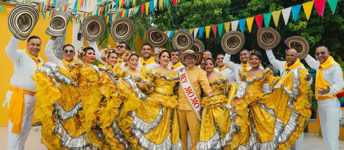 Rey Momo rueda de Cumbia