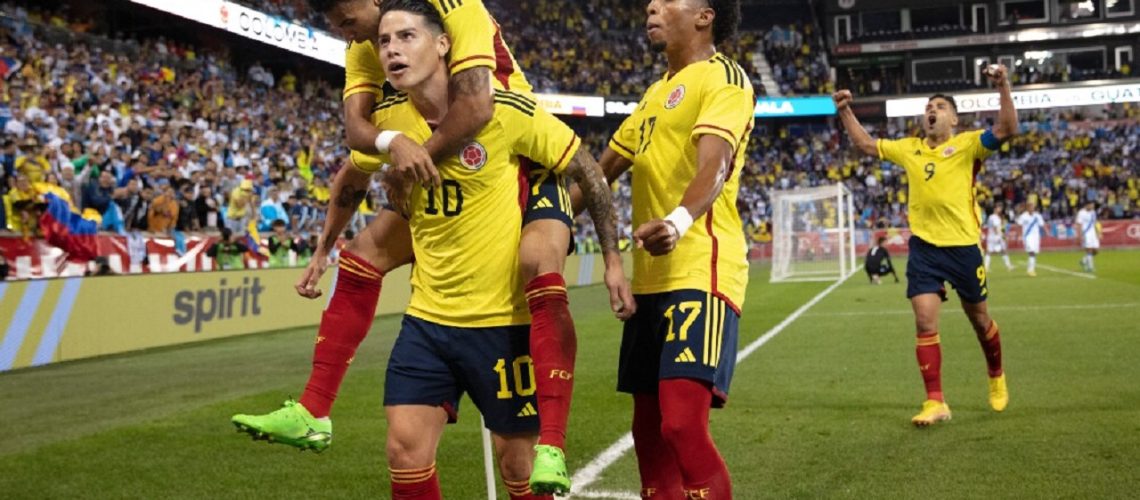 Selección Colombia frente a guatemala