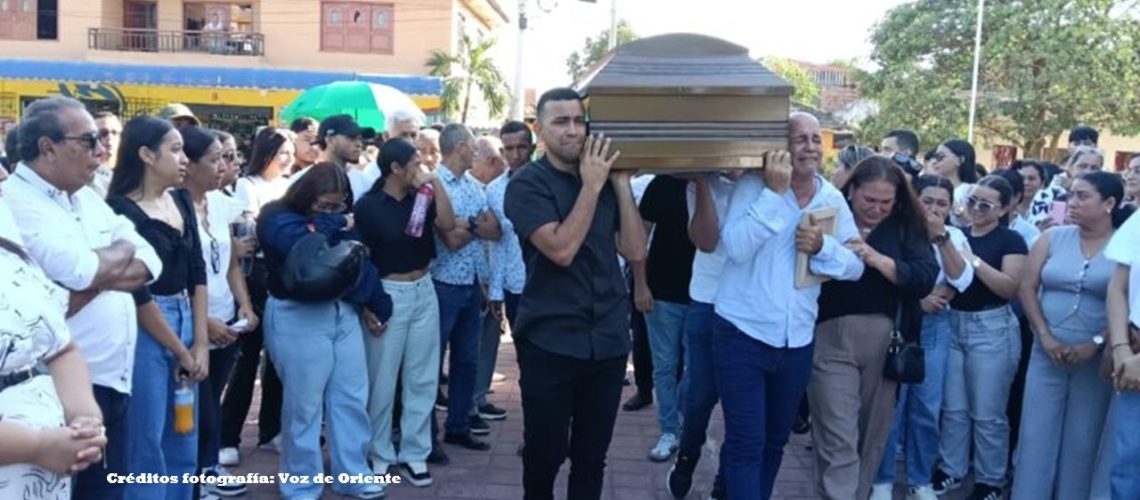 Sepelio abuelo y nieto Carlos Salas en Santo Tomás