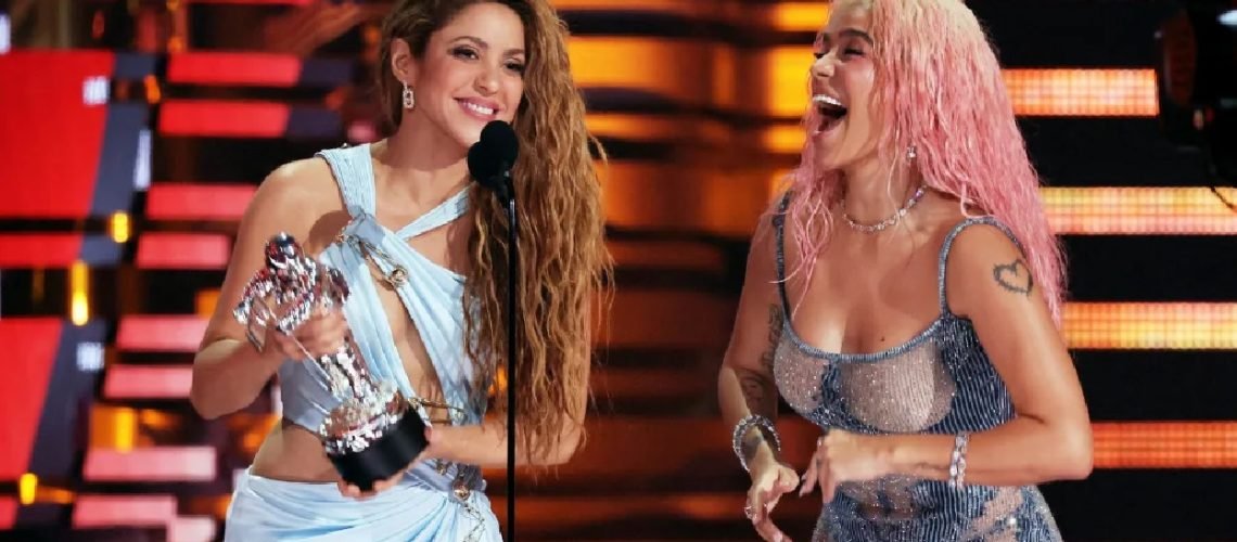 Shakira y Karol G VMA FOTO AFP