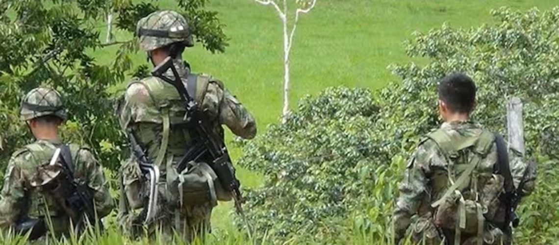 Soldados militares imagen referencia