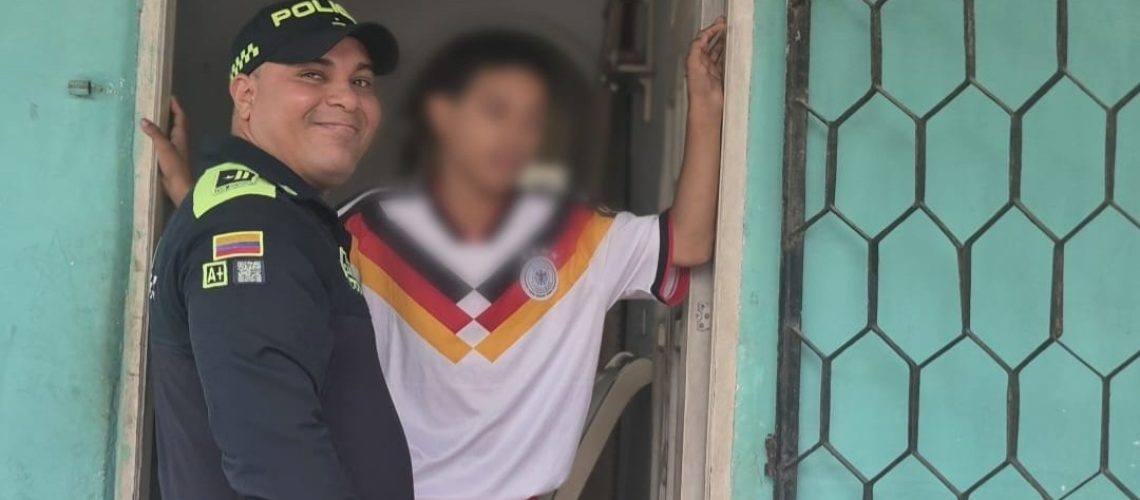 Subintendente que rescató a menor de arroyo el Salao