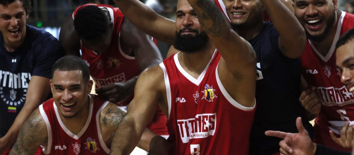 Titanes avanza en sudamericana