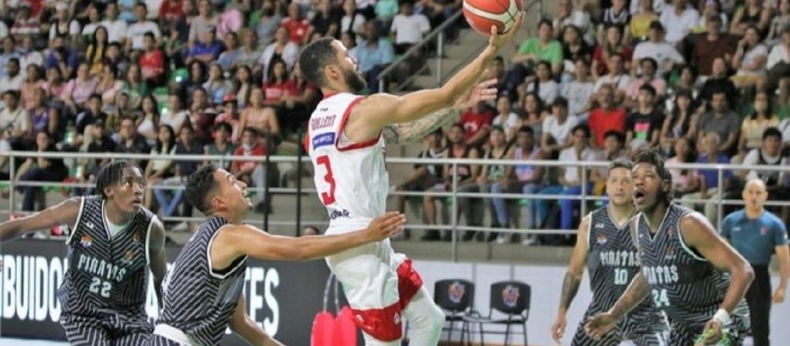 Titanes vs piratas semis