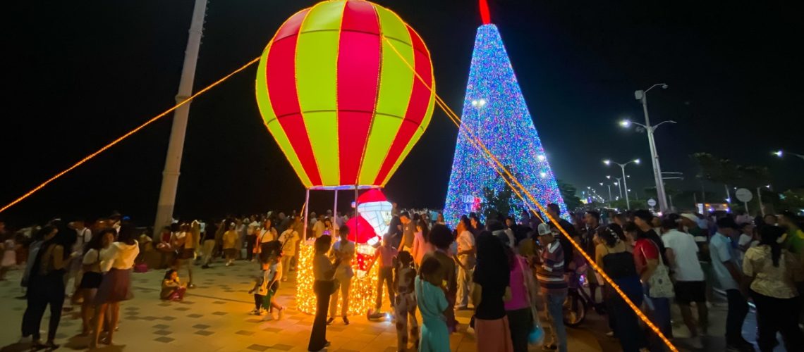 Visitantes Gran Malecón en Navidad