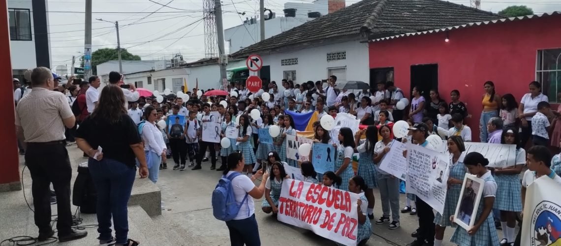 Plantón estudiantes Malambo