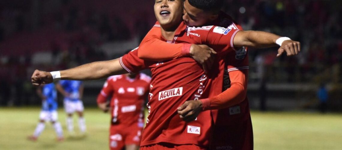 americachico-ok2-191732-1024x576